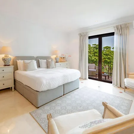 Villa Afrodita In Kerkira 5 Bedrooms With Pool And Wifi